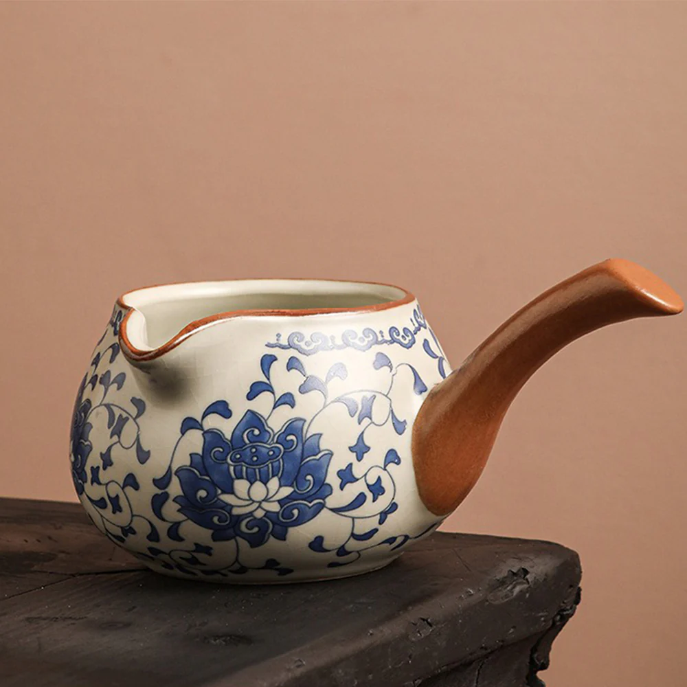 Blue And White Porcelain Automatic Tea Set - Image 5