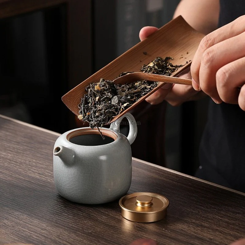 Ice Crack Ruyao Chinese Tea Set - Image 5