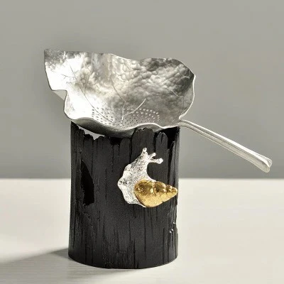 Leaf Tin Tea Strainer With Holder - Image 13