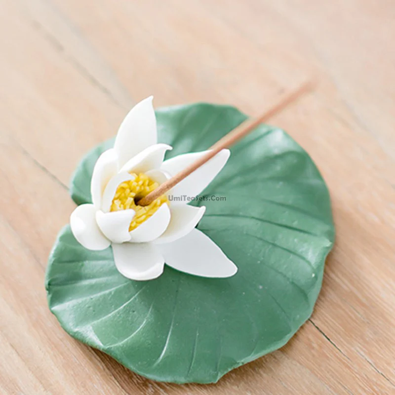 Lotus Flower And Leaf Porcelain Tea Pet - Image 6