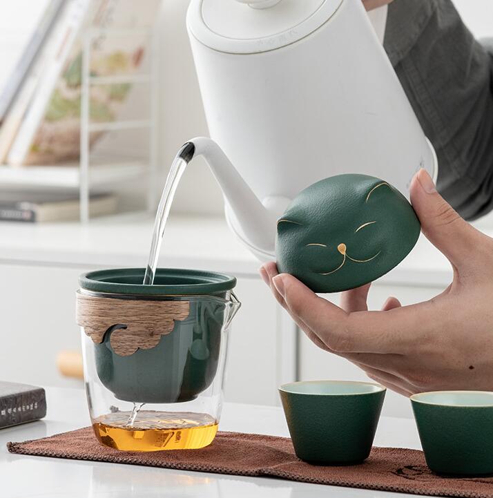 Maneki Neko Fortune Cat Travel Tea Set - Image 4