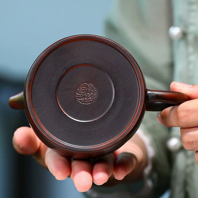 Nixing Clay Dezhong Teapot - Image 8