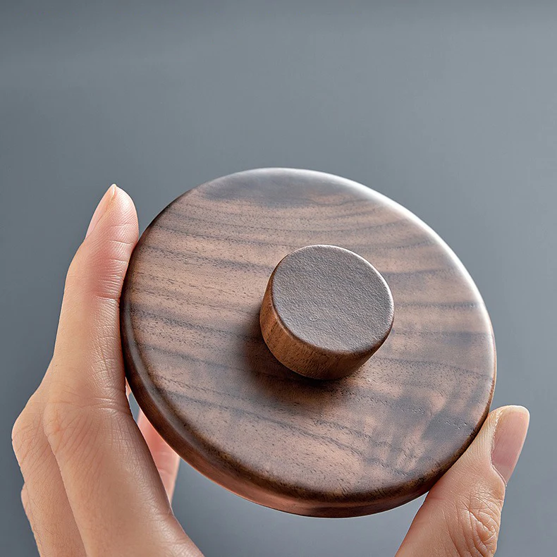 Thickened Glass Wooden Handle Teapot - Image 6