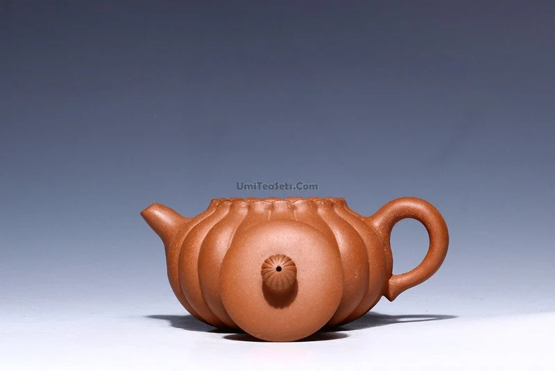 Yixing Clay Chrysanthemum Teapot - Image 4